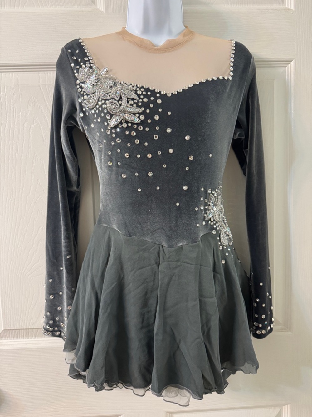 Embellished velvet Grey Dance costume . Great condition.Size AS.